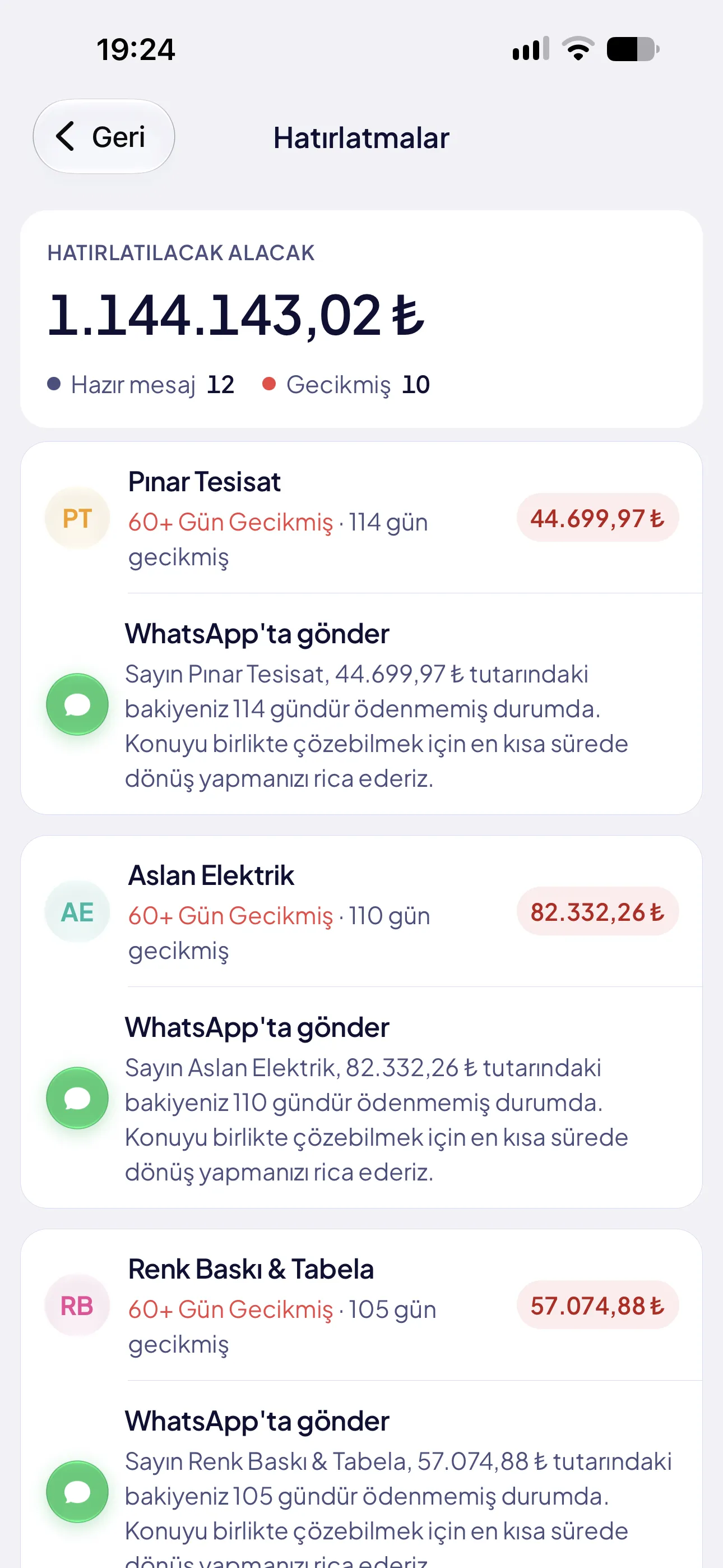 Hatırlatmalar ekranında gecikmiş bakiyeler ve WhatsApp’a hazır hatırlatma mesajları